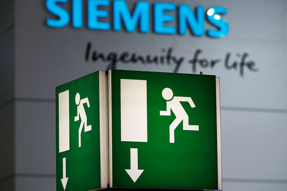 Reuters узнало о предложении Германии расширить санкции против России из-за Siemens