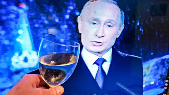 Производители предупредили о резком сокращении производства шампанского в России