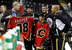 Харпер с хоккеистами клуба НХЛ Calgary Flames