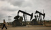 Калифорния - один из лидеров в США по запасам сланцевой нефти, но активная разработка местных месторождений еще не началась. В результате добыча в Калифорнии снижалась с середины 1980-х гг. вплоть до 2011 г., после чего началось небольшое восстановление производства, не сравнимое с «бумами» в Техасе и Северной Дакоте.