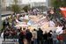 2007 г. Активисты движения "Наши" провели в Москве несколько массовых акций в честь дня рождения президента Владимира Путина, которому исполнилось 55 лет. В ходе одной из них они растянули на набережной Тараса Шевченко, где собралось около десяти тысяч человек, большое "одеяло мира", сшитое из сотен одеял и тканей с национальными орнаментами различных народов.