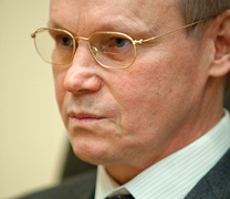 Александр Турбанов уже 13 лет занимается проблемными кредитными учреждениями (фото Д.Гришкин/Ведомости)