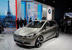 BMW Concept Active Tourer
Немецкая BMW представляет на автосалоне в Париже гибридный хетчбек Concept Active Tourer. Перспективный автомобиль по заявлению компании является «ключевым звеном долгосрочного развития бренда BMW». Трансформировавшись в серийную версию, он может стать первым автомобилем баварской компании с приводом на переднюю ось.