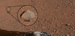 На снимке виден камень, который марсоход Curiosity использовал для тестирования лазера. Луч мощностью миллионы ватт был направлен на поверхность камня, по цветам испарений ученые сделают вывод о его составе.
