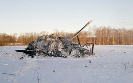 На месте крушения военного вертолета Ка-52 в Торжке (фото РИА Новости))