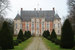 В коллекции Семина – не только российские усадьбы. Ему принадлежит Château de Levesville, французский замок XV–XVII веков в долине Луары. Сейчас бизнесмен лечится во Франции, говорит его представитель.