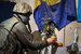 1 декабря представители украинских военных и самопровозглашенной Луганской народной республики (ЛНР) договорились о прекращении огня на линии соприкосновения сторон, говорится в отчете наблюдательной миссии ОБСЕ, опубликованном на сайте организации