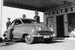 Диферсифицировав производство после окончания военных действий, в 1949 г. Saab начал серийный выпуск своего первого автомобиля Project 92 (на фото) – двухцилиндровой малолитражки с объем двигателя 0,75 л