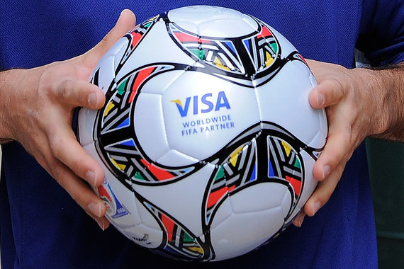 Visa пригрозила разорвать спонсорские отношения с FIFA