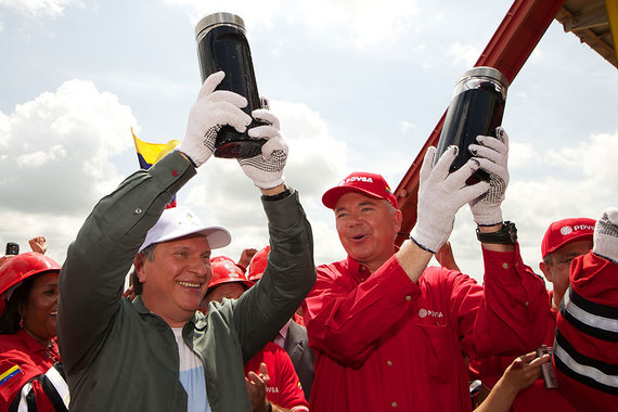Президент «Роснефти» Игорь Сечин и министр нефти Венесуэлы Рафаэль Рамирес