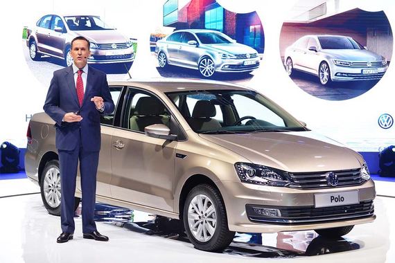 В презентации новинки принял участие Пьер Бутен, руководитель марки Volkswagen в России