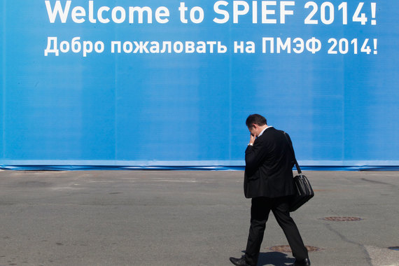 На прошлогоднем Петербургском экономическом форуме бизнесмены с тревогой смотрели в будущее