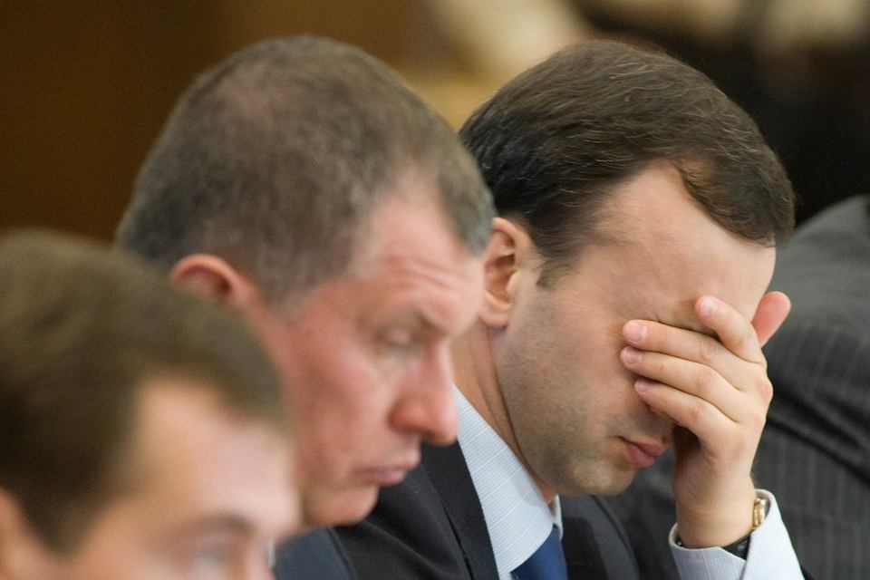 Президент «Роснефти» Игорь Сечин и вице-премьер Аркадий Дворкович