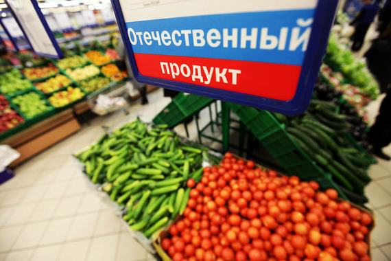 Продуктов питания, произведенных в России, на полках магазинов стало больше