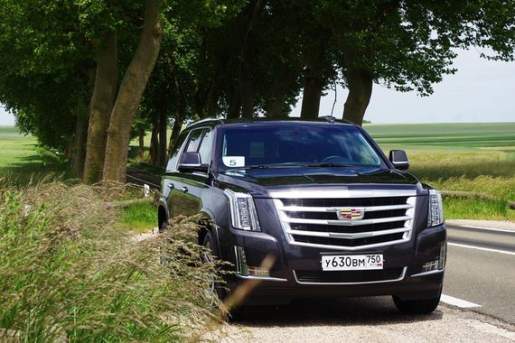 Цены на новый Cadillac Escalade в России начнутся с 3,5 млн рублей 59 Цены на новый Cadillac Escalade в России начнутся с 3,5 млн рублей 82