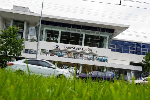 Автоконцерны не собираются продлевать соглашения с дилером