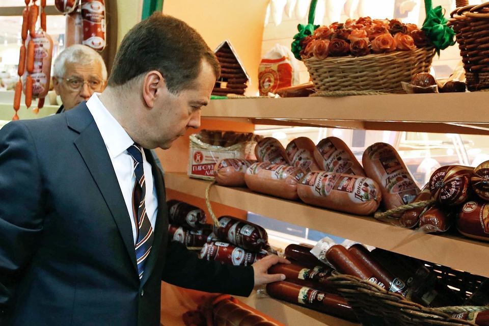 Премьер-министр Дмитрий Медведев
