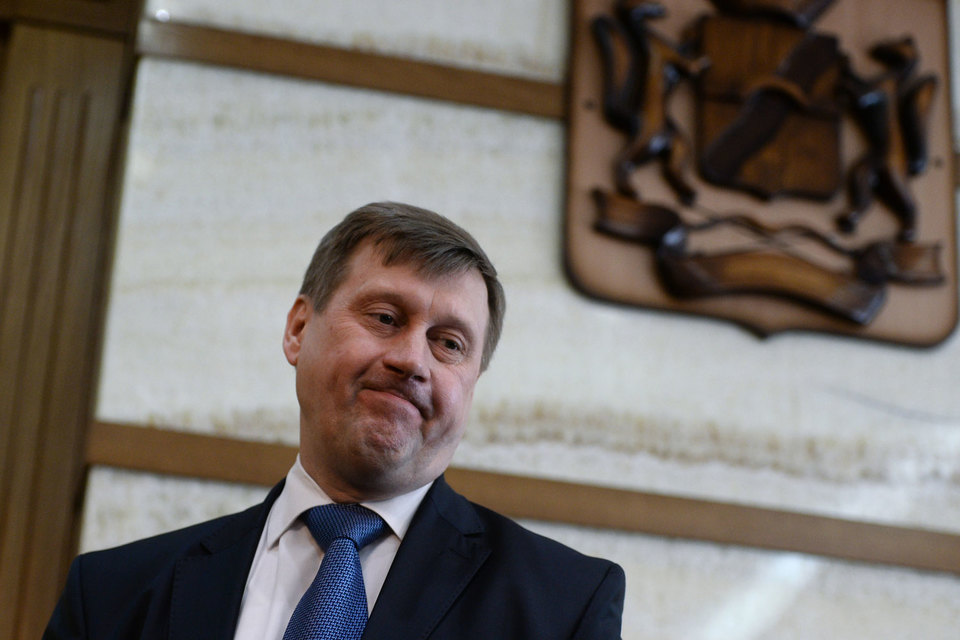 Анатолий Локоть боится «оранжевой революции»