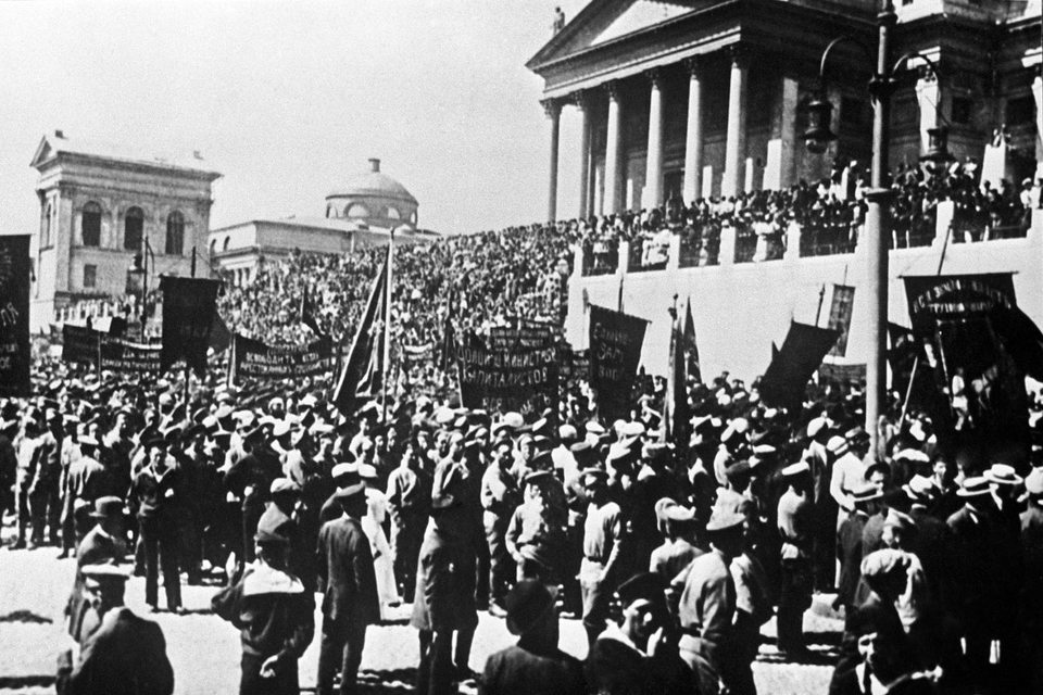 Митинг в Гельсинфорсе (ныне Хельсинки) 18 июня 1917 года