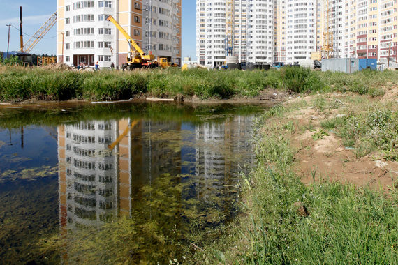 Глядеться в воду могут далеко не всякие объекты недвижимости, как показала проверка прокуратуры