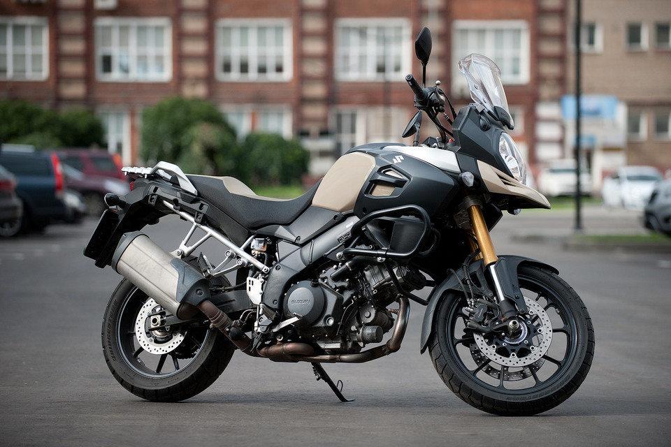 Suzuki V-Strom 1000 ABS: отважный путешественник в новом поколении