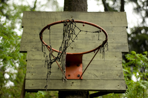 FIBA отстранила российские сборные по баскетболу от международных соревнований