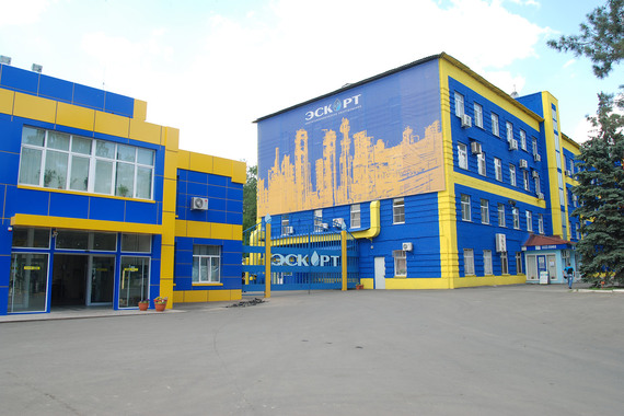 Владимир Базиян продал контрольный пакет акций «Эскорта» Леониду Тавровскому в 2009 г.