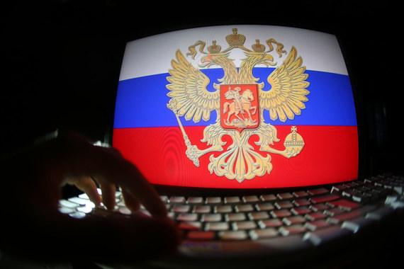Организации, когда-то выступившие учредителями КЦ, изменили устав центра таким образом, что теперь вся власть в этой организации фактически переходит к ним