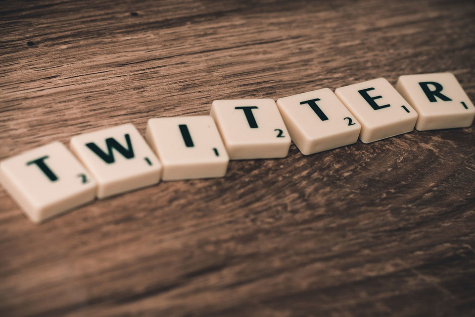 Акции Twitter в понедельник пробили исторический минимум цены, за день они упали на 5,7% до $29,25