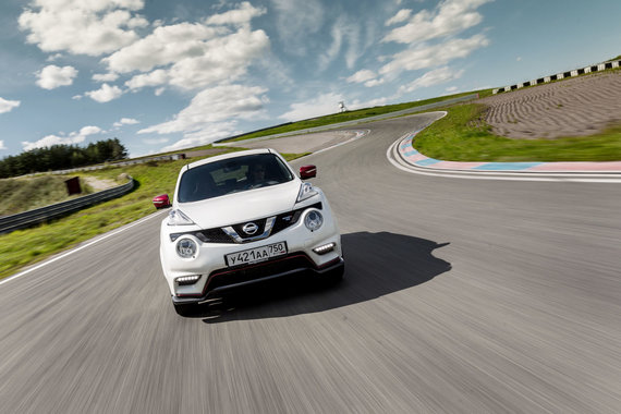 Мотор Nismo RS легко раскручивается с самых низов