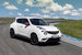 Внешне отличить Nismo от Nismo RS можно по шильдикам, но проще всего по красным суппортам