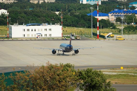 Нынешний пассажирский терминал в Геленджике раньше был грузовым и должен быть перестроен, говорят в Росавиации