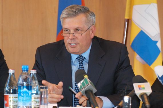 «Я не думаю, что речь идет о больших объемах...Я думаю, что сейчас будут сотни тонн, не более нескольких сотен», – заявил Данкверт