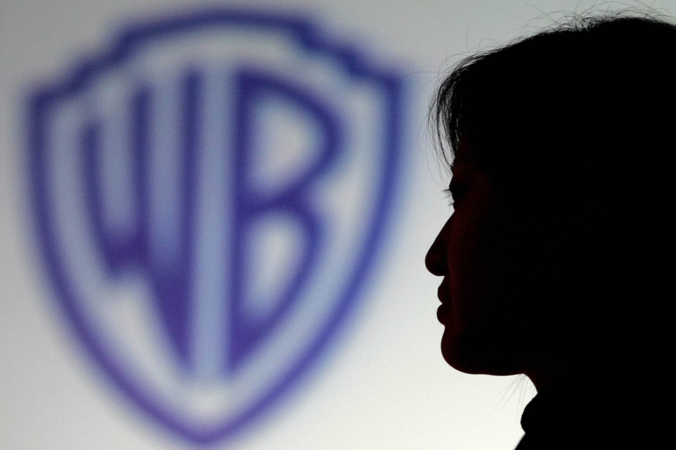 Кинокомпания Warner Bros. Entertainment 6 августа подала иск в Московский городской суд и потребовала прекратить распространение фильма «Антураж»