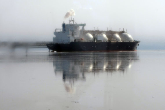 Стоимость одного газовоза – около $340 млн ($5,5 млрд – за все 16 газовозов)