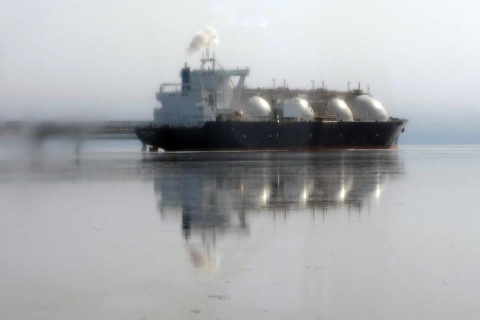 Стоимость одного газовоза – около $340 млн ($5,5 млрд – за все 16 газовозов)