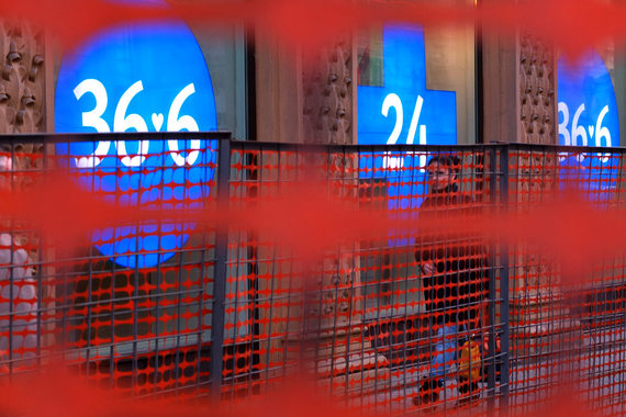 Все процедуры по допэмиссии «Аптечной сети 36,6» проведены по закону, утверждает финансовый директор «36,6» Юрий Гусаров