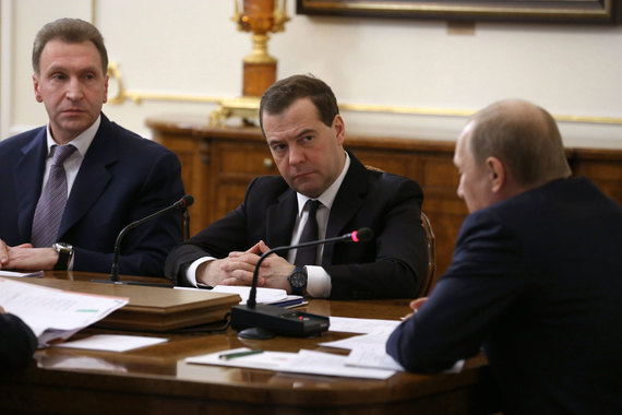 Путин поручил правительству заняться авторскими правами