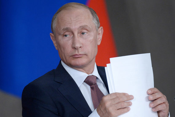 Из приведенной Путиным статистики следует, что сейчас на турагентов приходится 80% продаж путевок в России