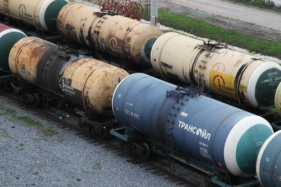 Рост перевозок «Лукойл-транса» источник, близкий к оператору, объясняет тем, что компания сама начала оперировать вагонами