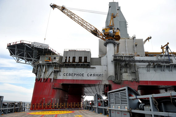 В рамках проекта «Газпрома» «Сахалин-3» на рубеже 2020-х гг. можно будет добывать более 20 млрд куб. м газа и этого хватит на несколько проектов, уверял Миллер