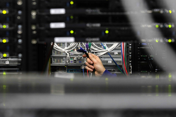 Данные россиян с 1 сентября должны будут обрабатываться в российских дата-центрах