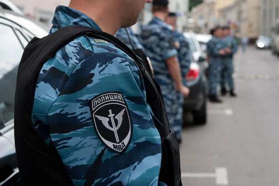 По данным МВД, в 2012-2014 гг. РАО перевело на баланс этих компаний имущество на сумму 557 млн руб., после чего три из четырех компаний были ликвидированы
