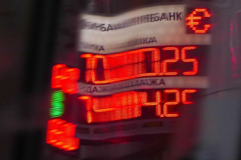 Резкое ускорение роста цен на нефть в понедельник вечером произошло после публикации бюллетеня ОПЕК