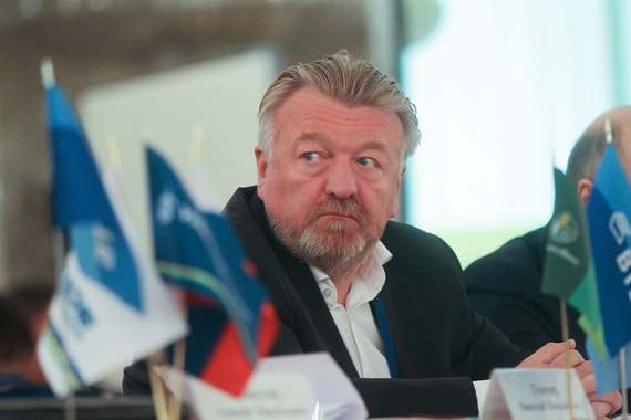 Проблема санкций стоит очень остро в отношениях между Россией и Китаем, признал Титов