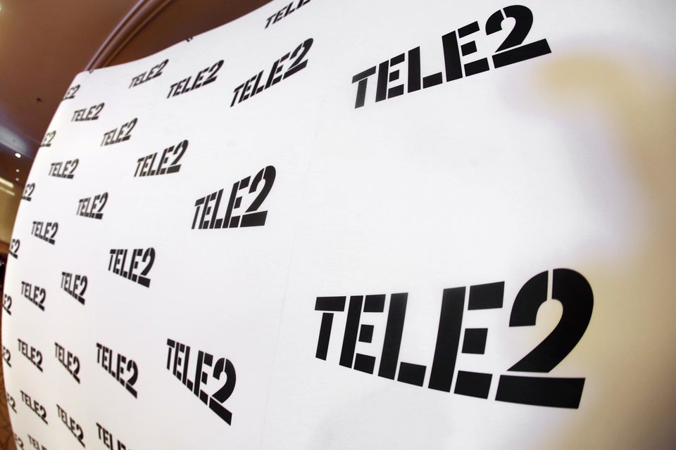 Контракты Tele2 начнут продаваться во всех 500 салонах «Связного» в Москве и области после того, как оператор начнет работу в регионе, обещает представитель «Т2 РТК холдинга»
