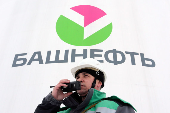 России в лице Росимущества принадлежит 50,08%, Башкирии - 25% плюс 1 акция «Башнефти»