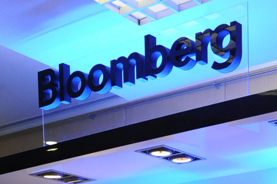 Терминалы Bloomberg помимо чата дают доступ ко всем новостям, статистике, прогнозам, аналитике, рекомендациям, биржевым и внебиржевым котировкам, документам компаний