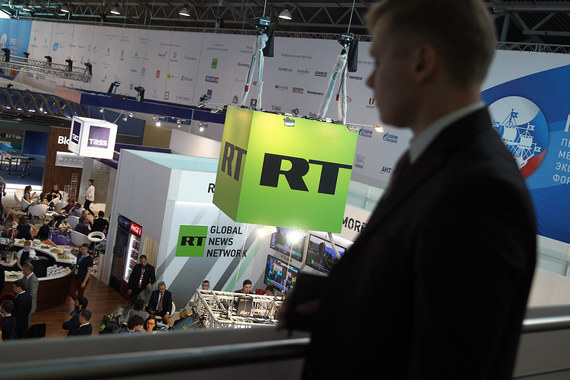 Британский регулятор Ofcom обвинил российский телеканал RT в необъективном освещении войны на Украине и в Сирии