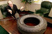 Bridgestone утверждала, что дефект кроется в автомобилях Ford, однако в августе 2000 г. согласилась отозвать около 6,5 млн шин. В 2001 г. Ford бесплатно обменял своим клиентам шины Firestone (в общей сложности 13 млн) на шины других производителей и разорвал контракт с Bridgestone. Через пять лет судебных разбирательств производитель шин согласился на мировую, но свою вину не признал. "Мы решили возместить убытки Ford по замене шин, потому что судебные издержки обойдутся дороже", – объяснил тогда представитель компании. Сама Bridgestone в результате отзыва шин потеряла $440 млн